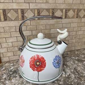 Villeroy & Boch Enamel Tea Kettle